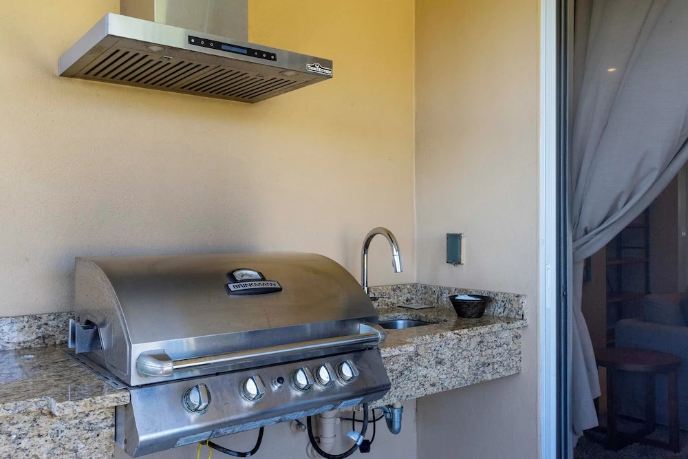 Stunning 4 Bd Close To Disney @ Magic Village 3247