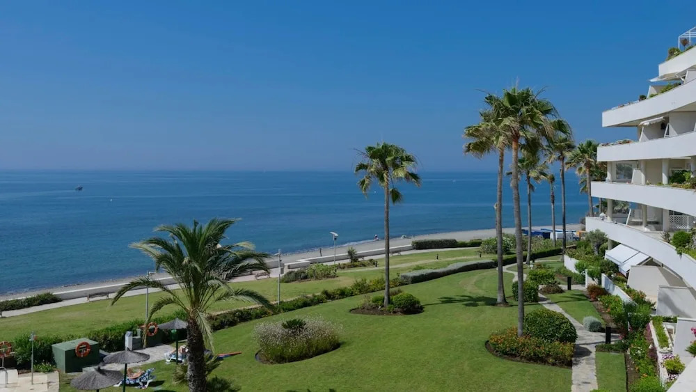 Sea views Beach House