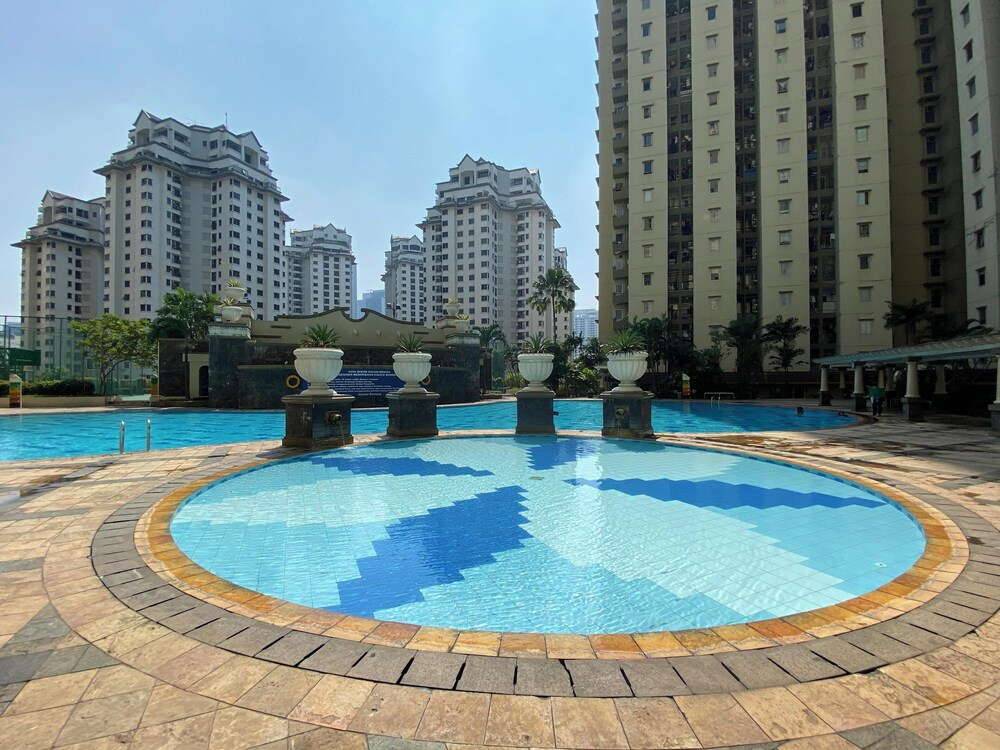 Pleasant 2Br For 4 Pax At Mediterania Palace Residence