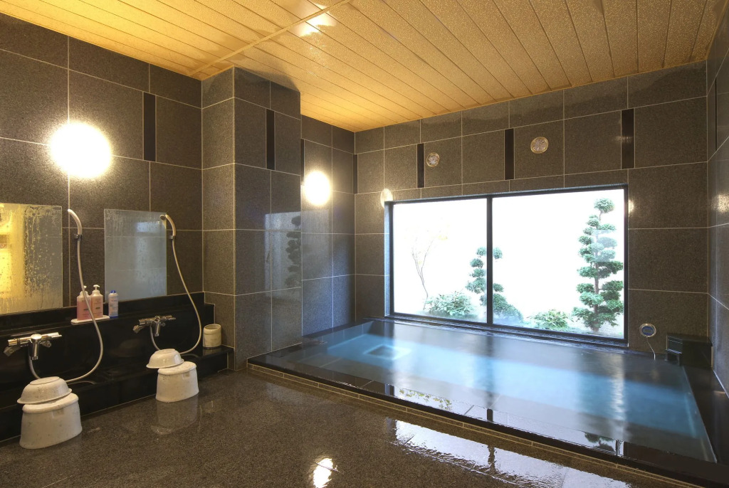 Hotel Route-Inn Mitsukaido Ekimae
