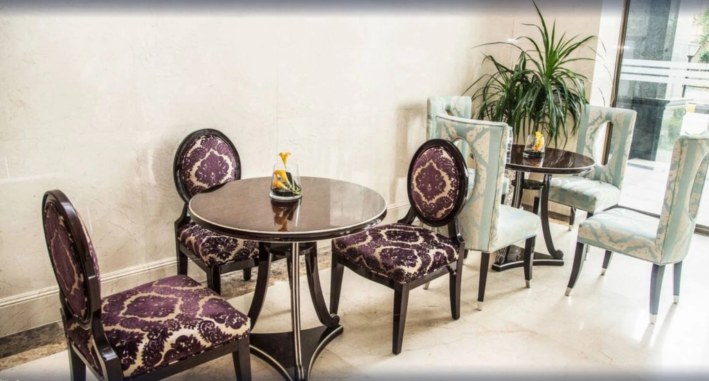 D.I.Riviera International Hotel