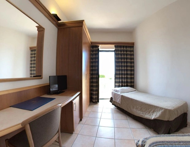 Sunshine Hotel & Spa