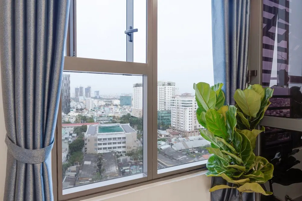 Hikari Rivergate Apartments - Free Pool, Free Internet SIM for 3 nights, Free Pick Up for 5 nights