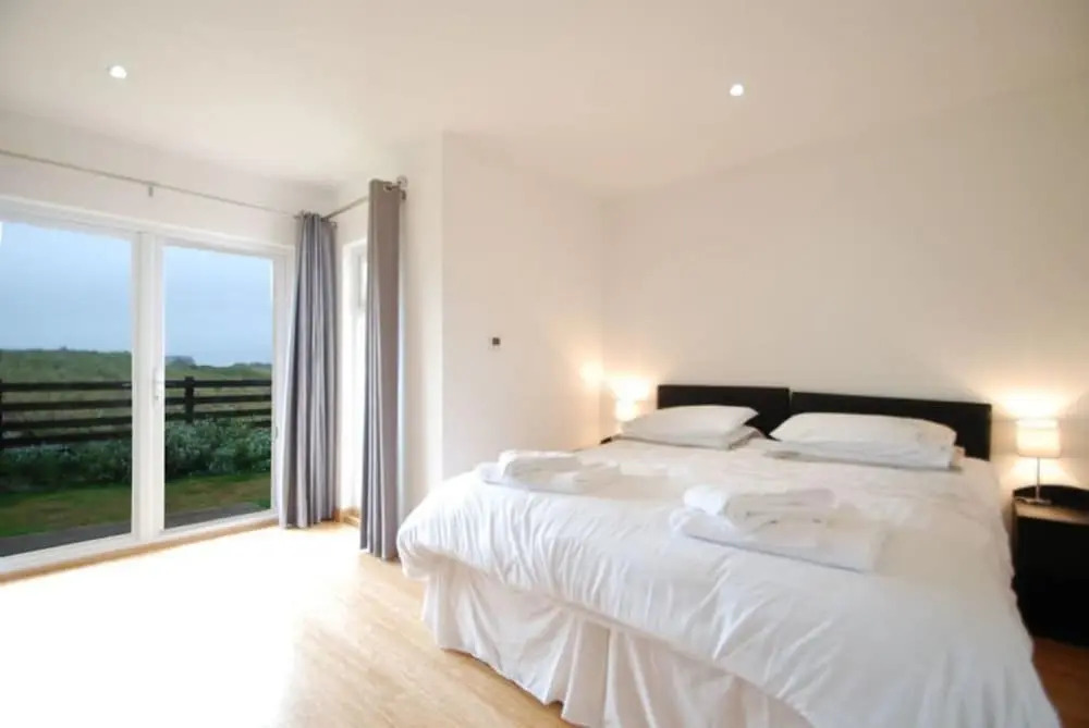 Celyn Y Mor Stunning Rhosneigr Family Beach House - Pass the Keys