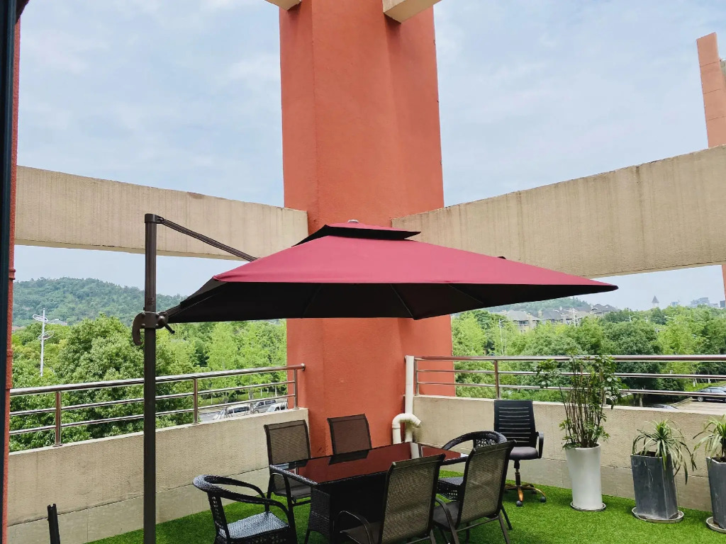 Jinjiang Metropolo Hotel Nanjing Jiangjun Dadao Hehai University Branch