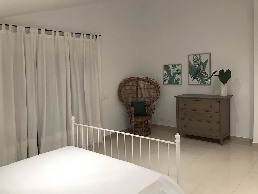 House With 4 Bedrooms in Olivella, With Wonderful Mountain View, Priva