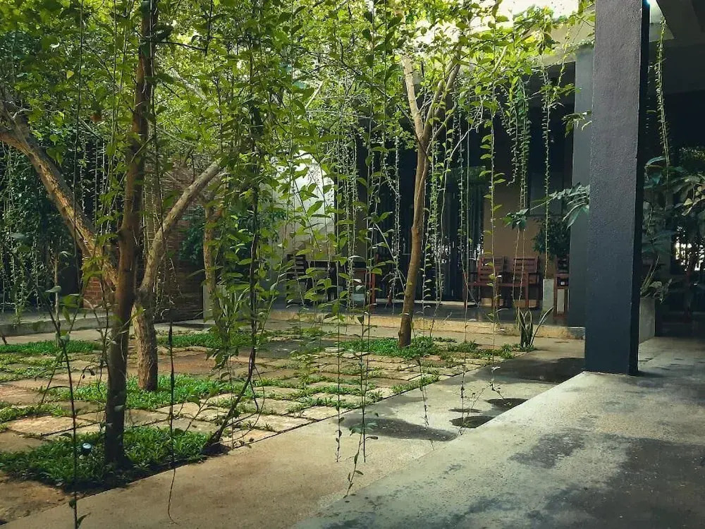 Isi Arana Eco Villa