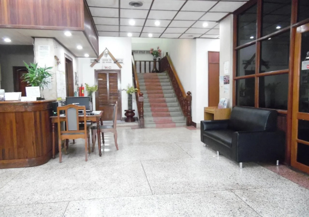 Douang Deuane Hotel