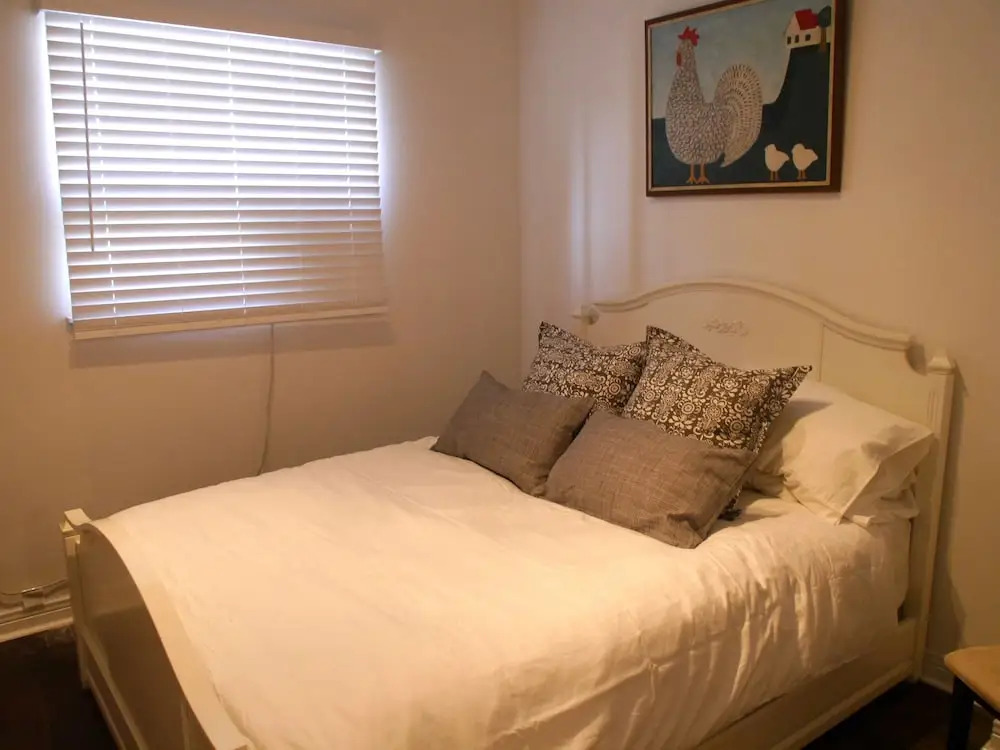1 BR Prime Location In City