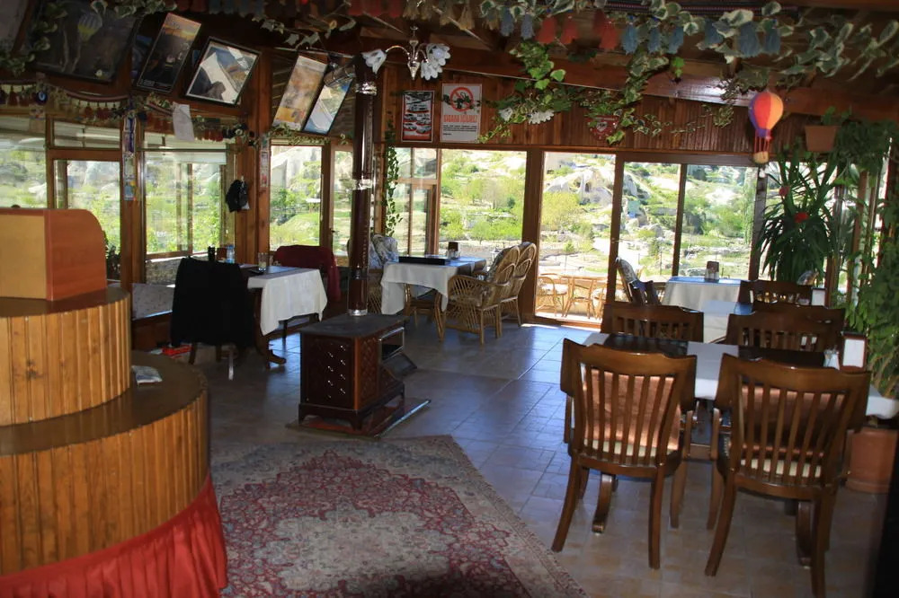 Sos Cave Hotel