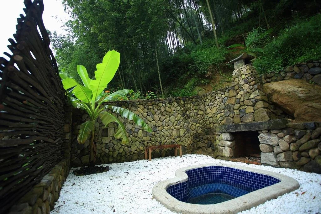 The Hidden House Tonglu