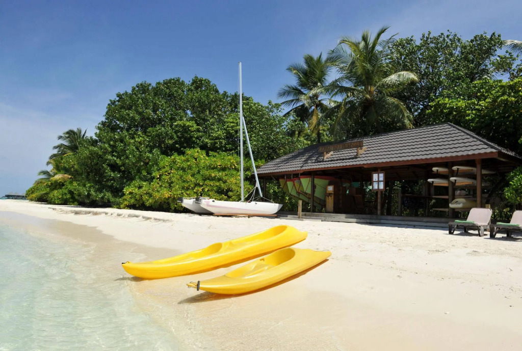 Komandoo Island Resort & Spa