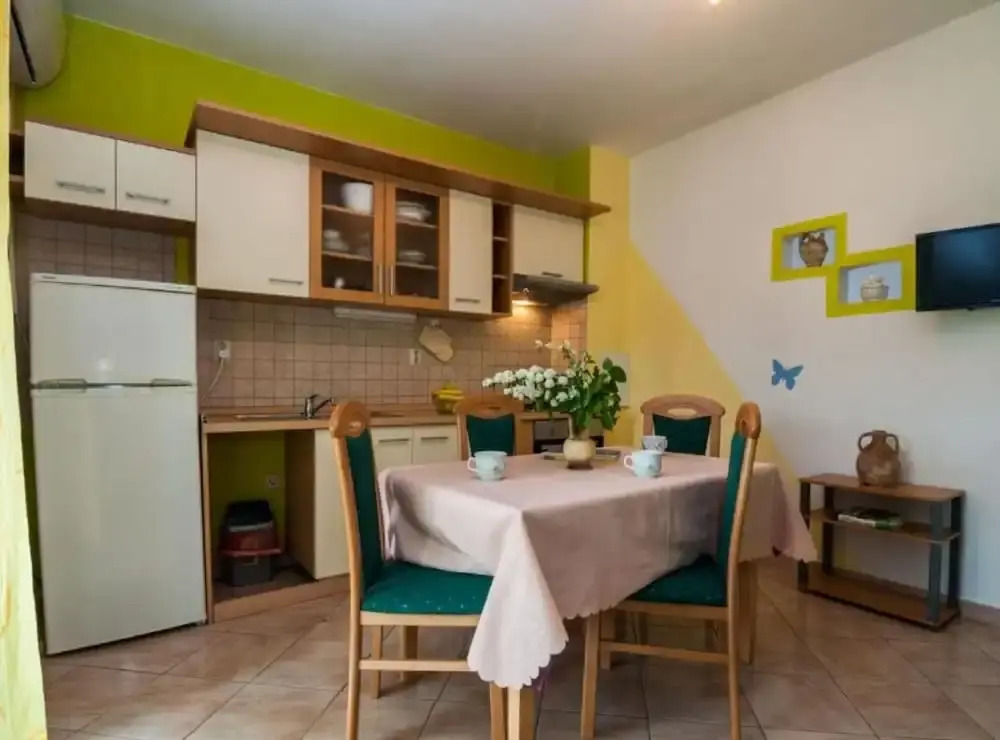 Seaside Oasis Apartments on Island Ugljan