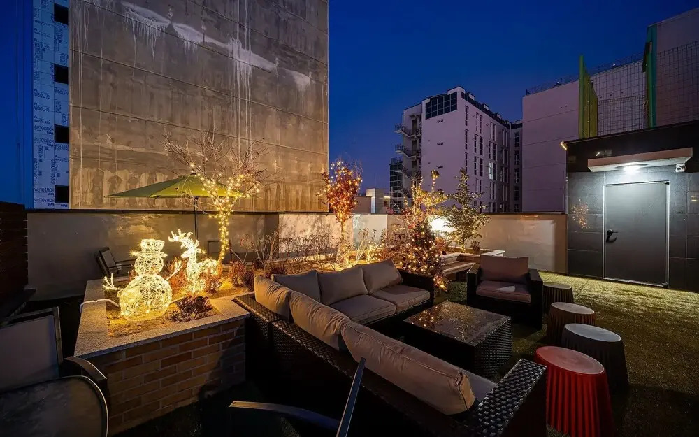 Cheonho Aria Hotel