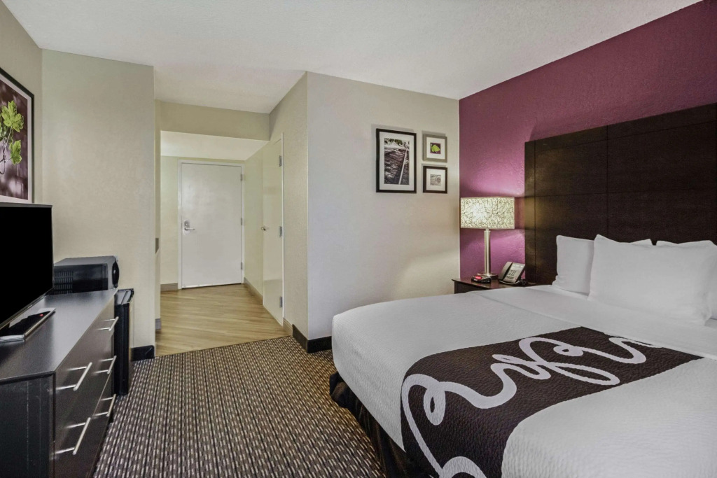 La Quinta by Wyndham Miami Lakes