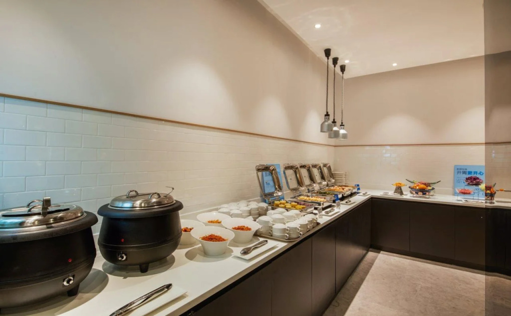 Holiday Inn Express Shanghai Xuhui Binjiang by IHG