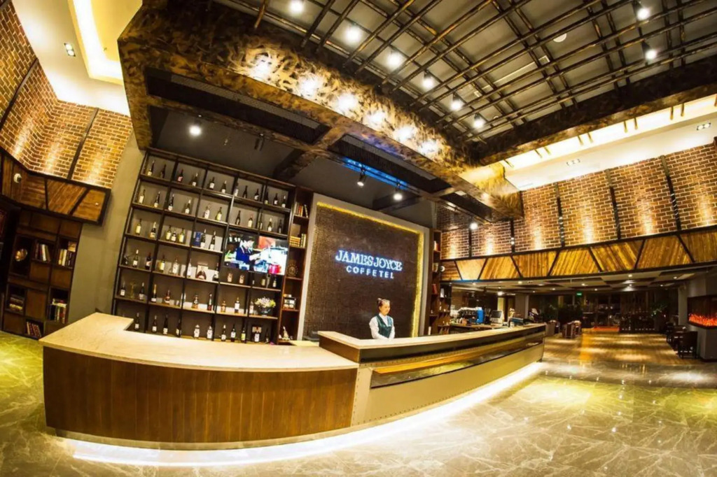 Haofeng Yazhi Hotel (Shanghai International Resort Tangzhen Metro Station)