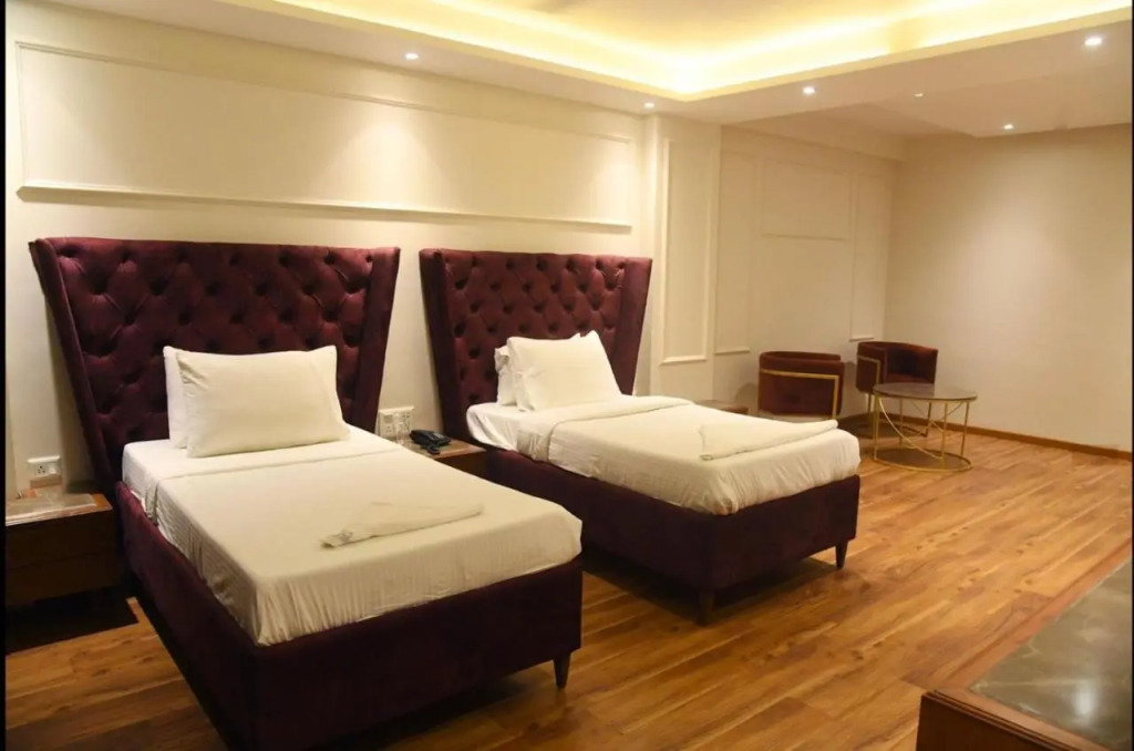 Hotel Vintage (By The Arc)