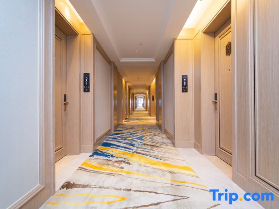 Vienna International Hotel (Shishou Caizhi Cultural Plaza Branch)