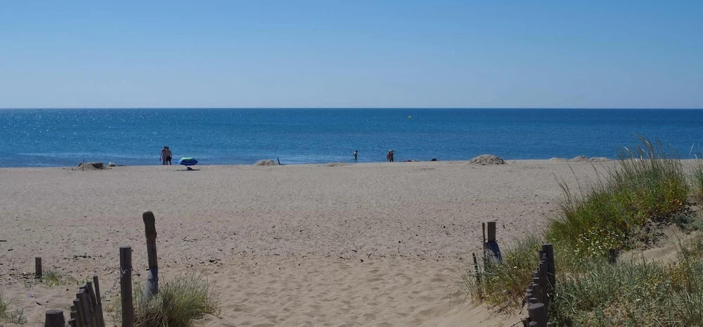 Apartment With One Bedroom In Valras Plage With Enclosed Garden 600 M From The Beach