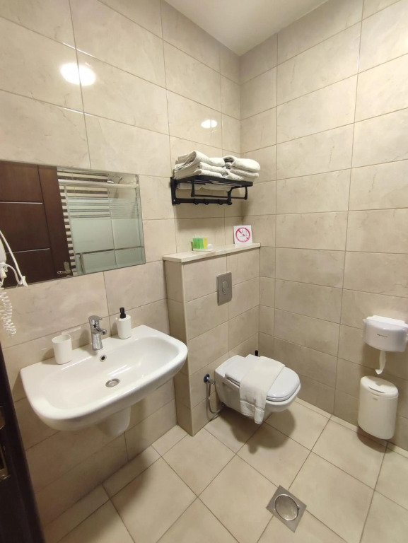 Black Iris Hotel II