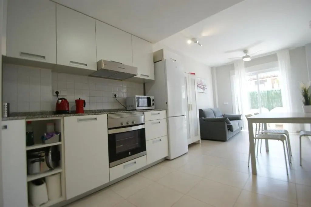 Apartamento en Vera a 300 m de la playa, con patio y salida directa a calle