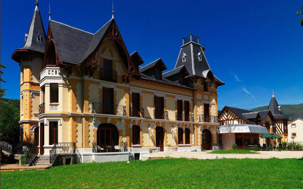 Le Manoir dAgnès Logis hôtel restaurant