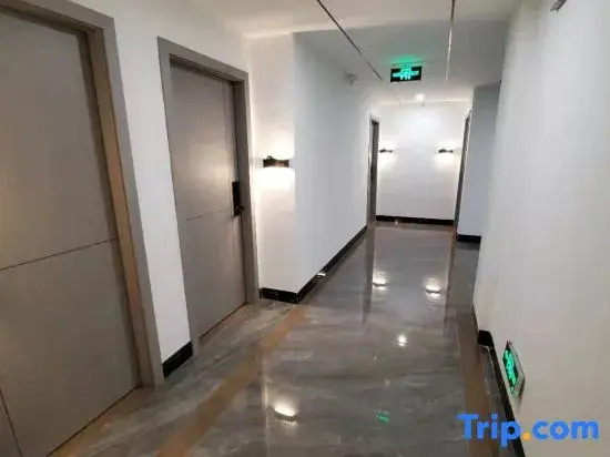 Julong Business Hotel
