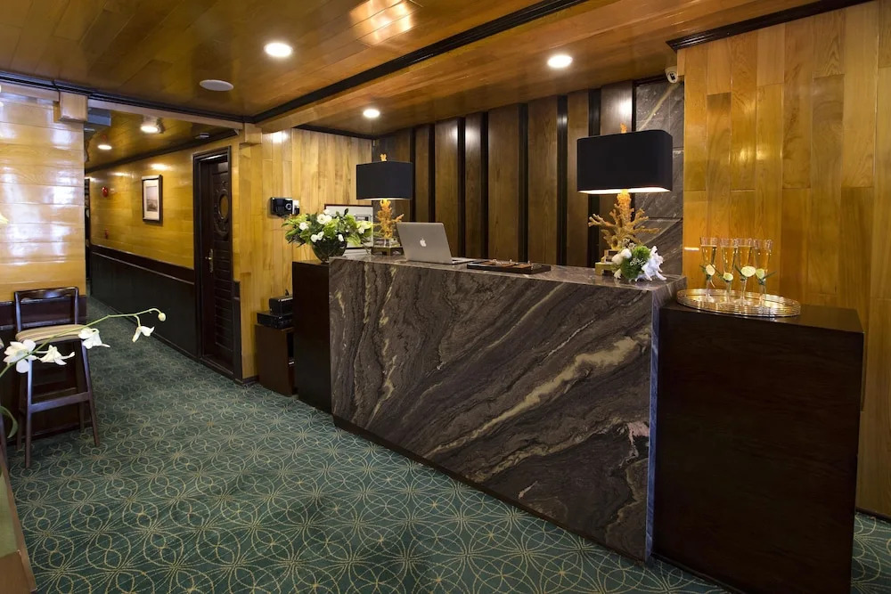 Heritage Cruises Binh Chuan Cat Ba Archipelago