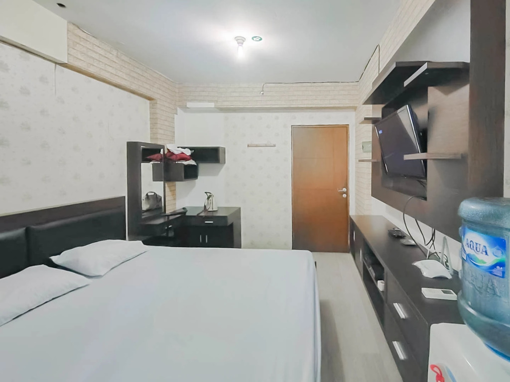 RedLiving Apartemen Gateway Cicadas - Rumah Kita Tower Emerald A
