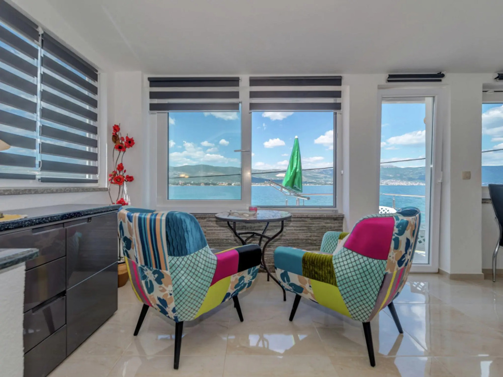Apartment in Arbanija With Terrace