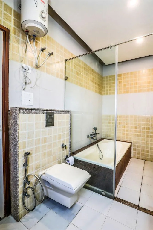 FabHotel Zineb