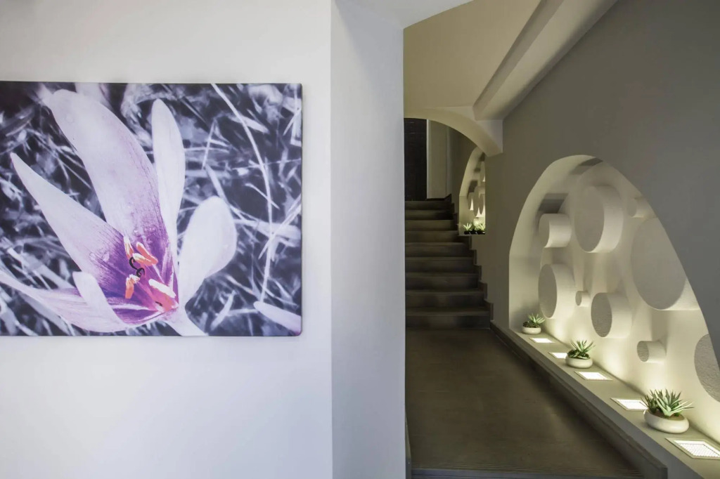 Neverfull Boutique Hotel