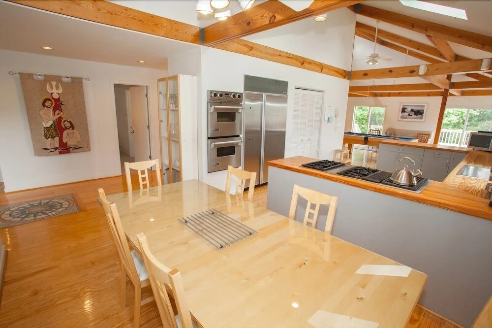 Sail Away 3 Bedrooms 2.5 Bathrooms Home