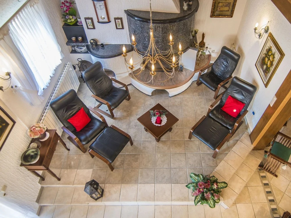 Comfortable Villa in Porec with Private Swimming Pool