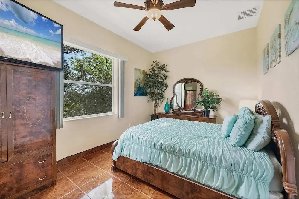 Aa15432 South Gulf Cove 4