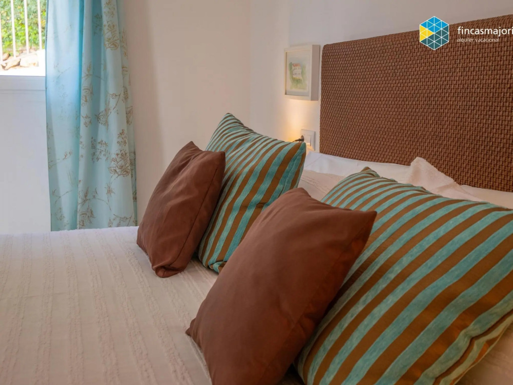Cala Mendia Holiday Home
