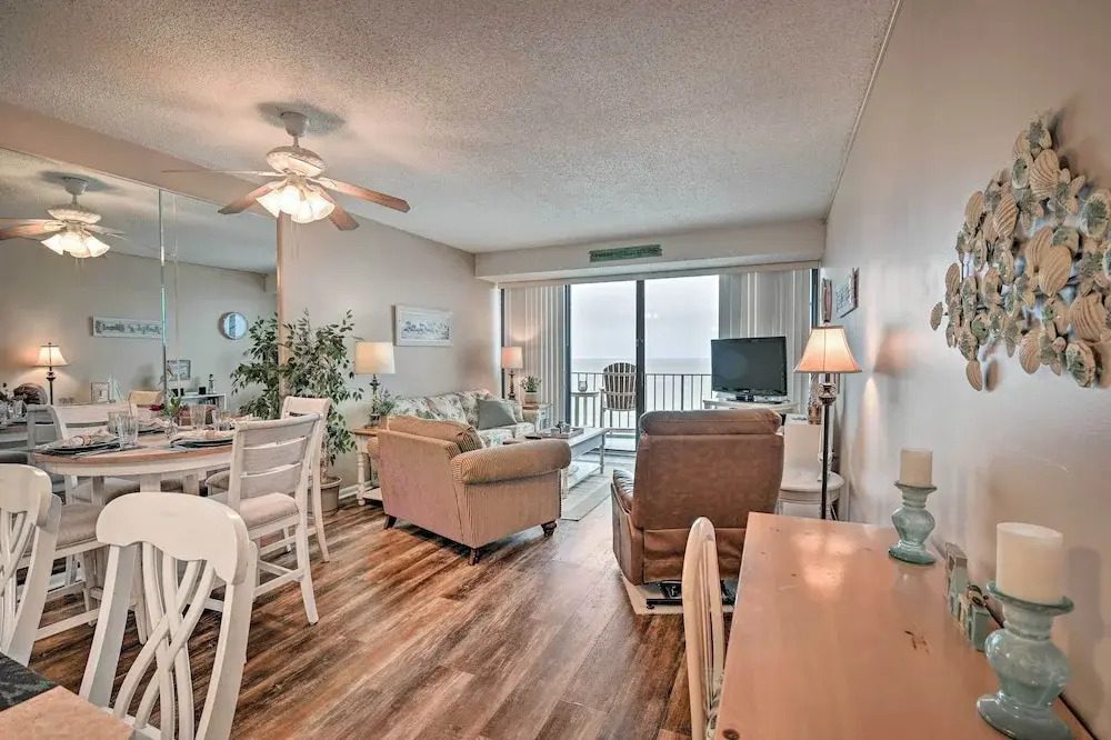 Oceanfront Garden City Beach Condo For Families!
