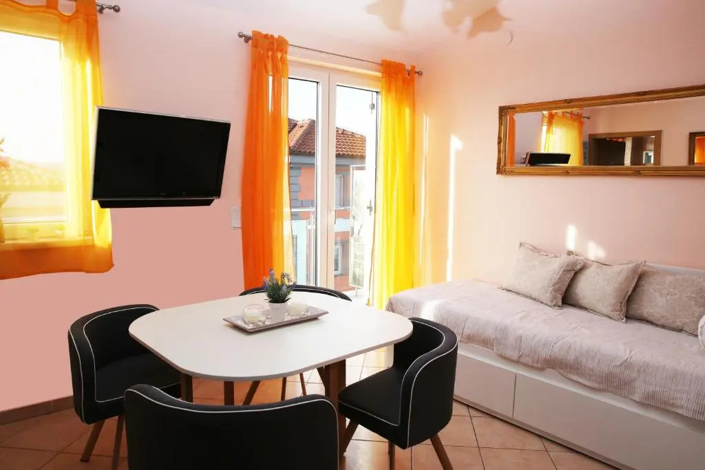 Villa mit Whirlpool für 32 Per