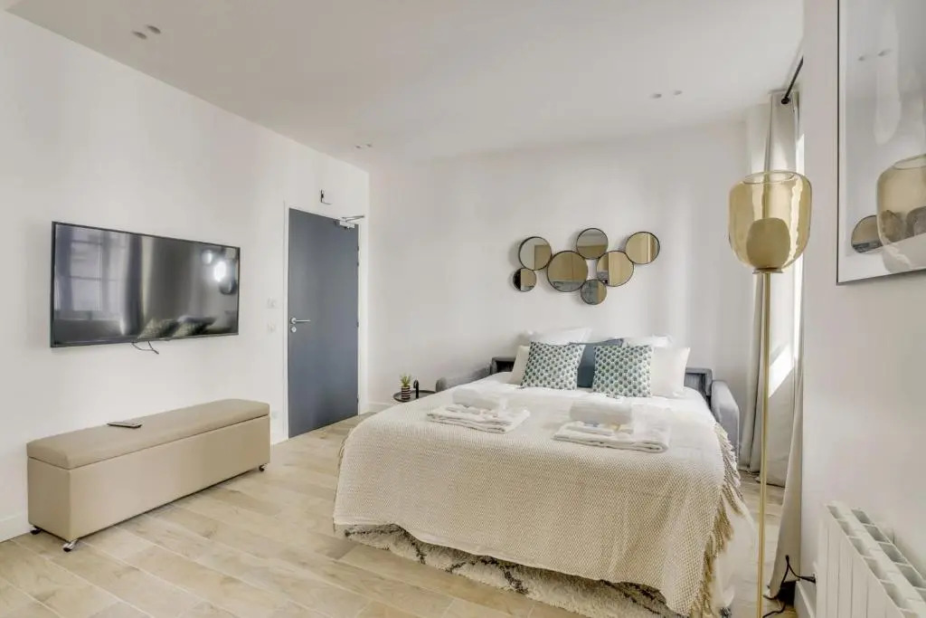 152 Suite Sylvie Superb Studio PMR Paris