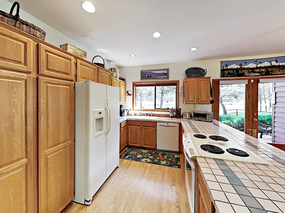 56484 Eclipse Dr Home 2 Bedrooms 2 Bathrooms Home