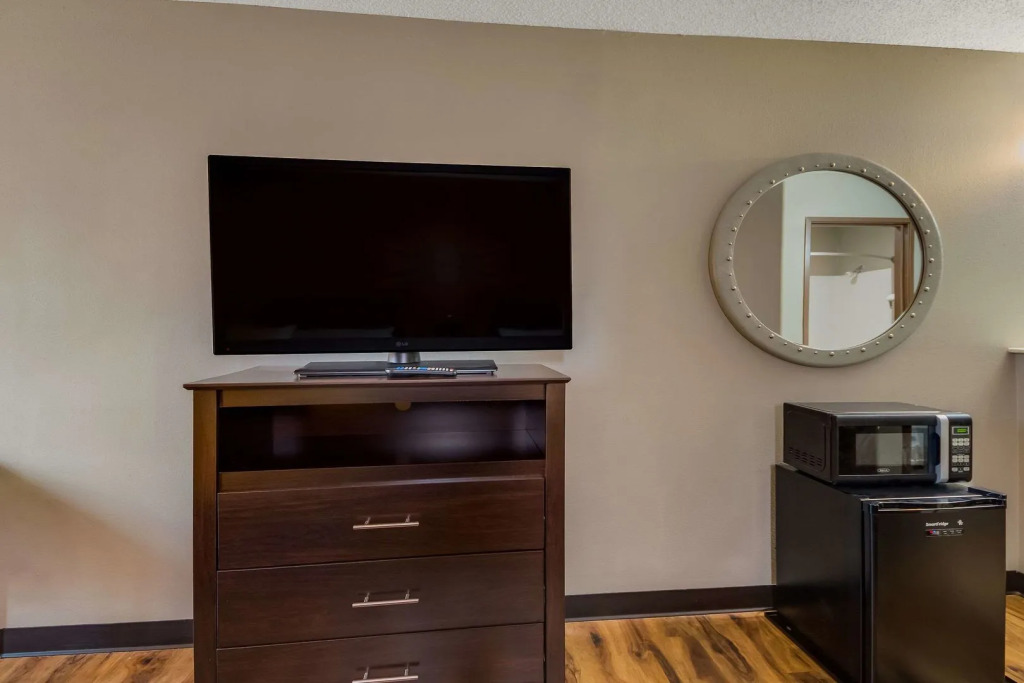 Express Inn & Suites San Antonio near SeaWorld - Medical Center