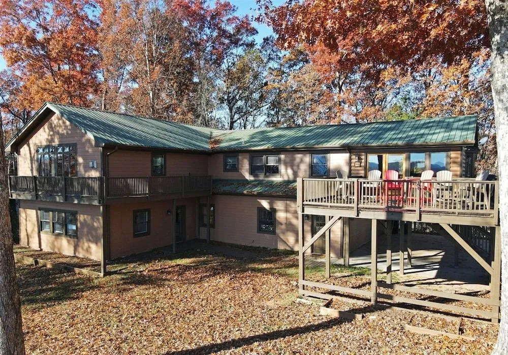 Misty Mountains Manor & Overlook- Blue Ridge GA
