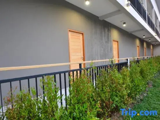 The Grey House Palai Phuket