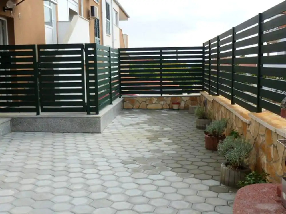 Apartment With one Bedroom in Nin, With Furnished Terrace and Wifi - Near the Beach