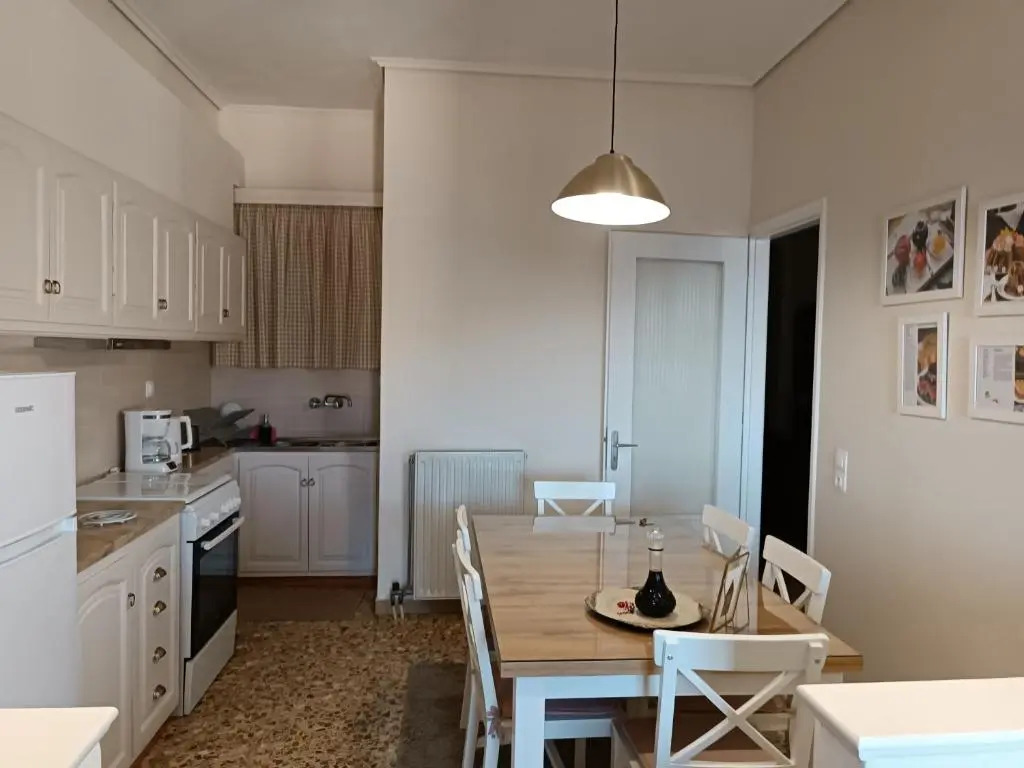 Sunny Luxury Apartment in Delphi, 3 Bedrooms, 2 Bathrooms with beautiful view!