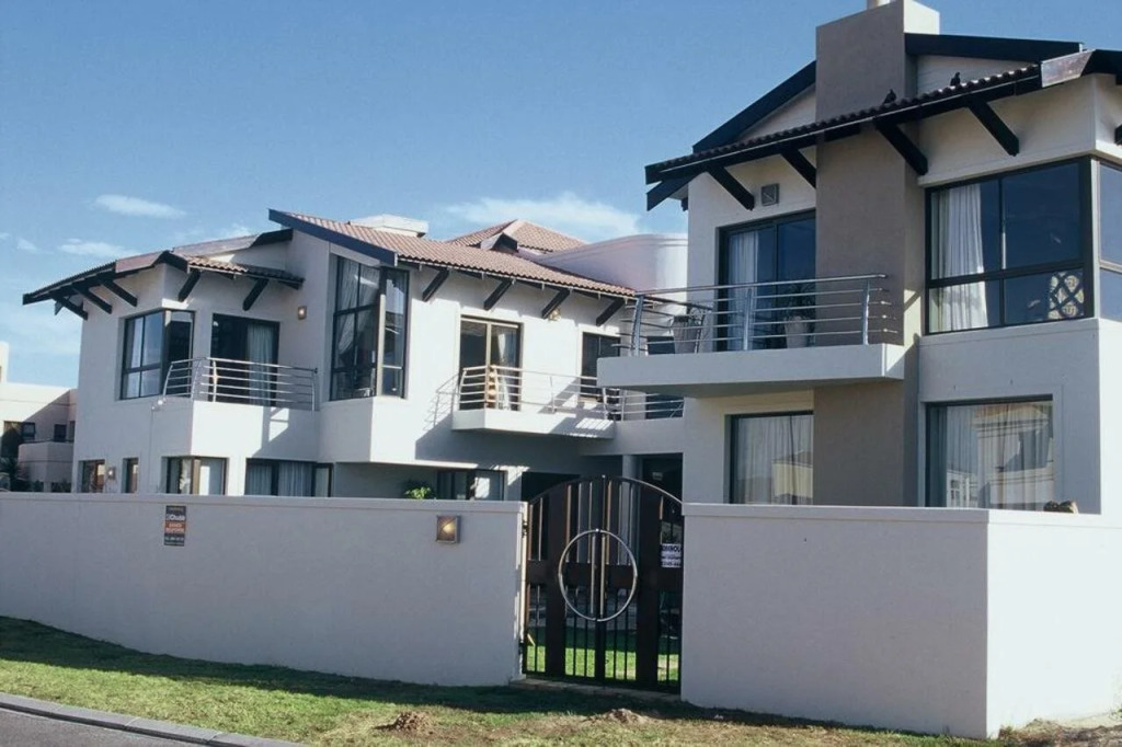 Atlantic Waves Guest House