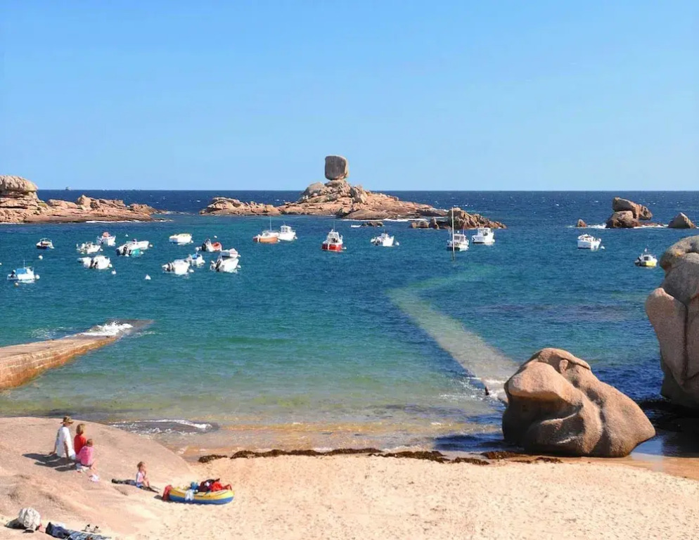 Apartment in Tregastel Near the Beach