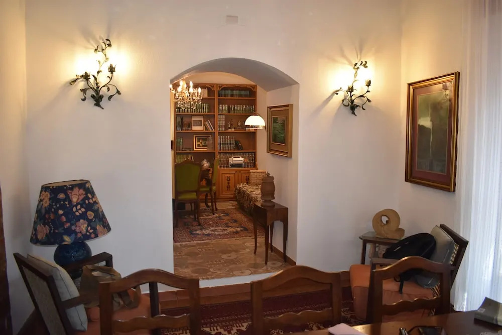 Stunning Villa With Private Pool Chlorine-free and Jacuzzi