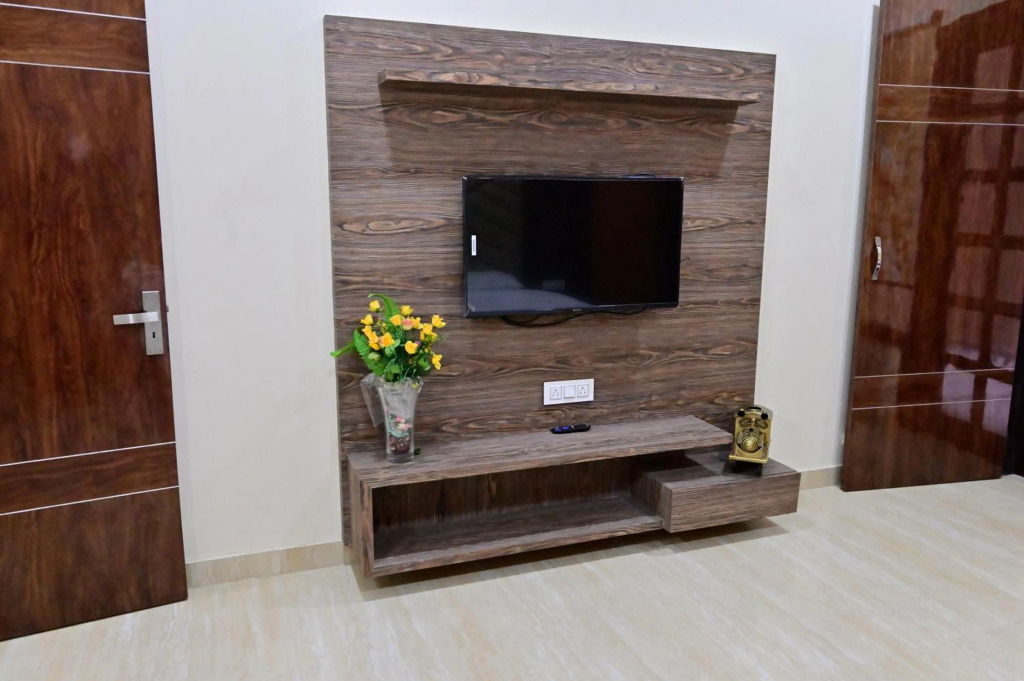 Ideal Home stay